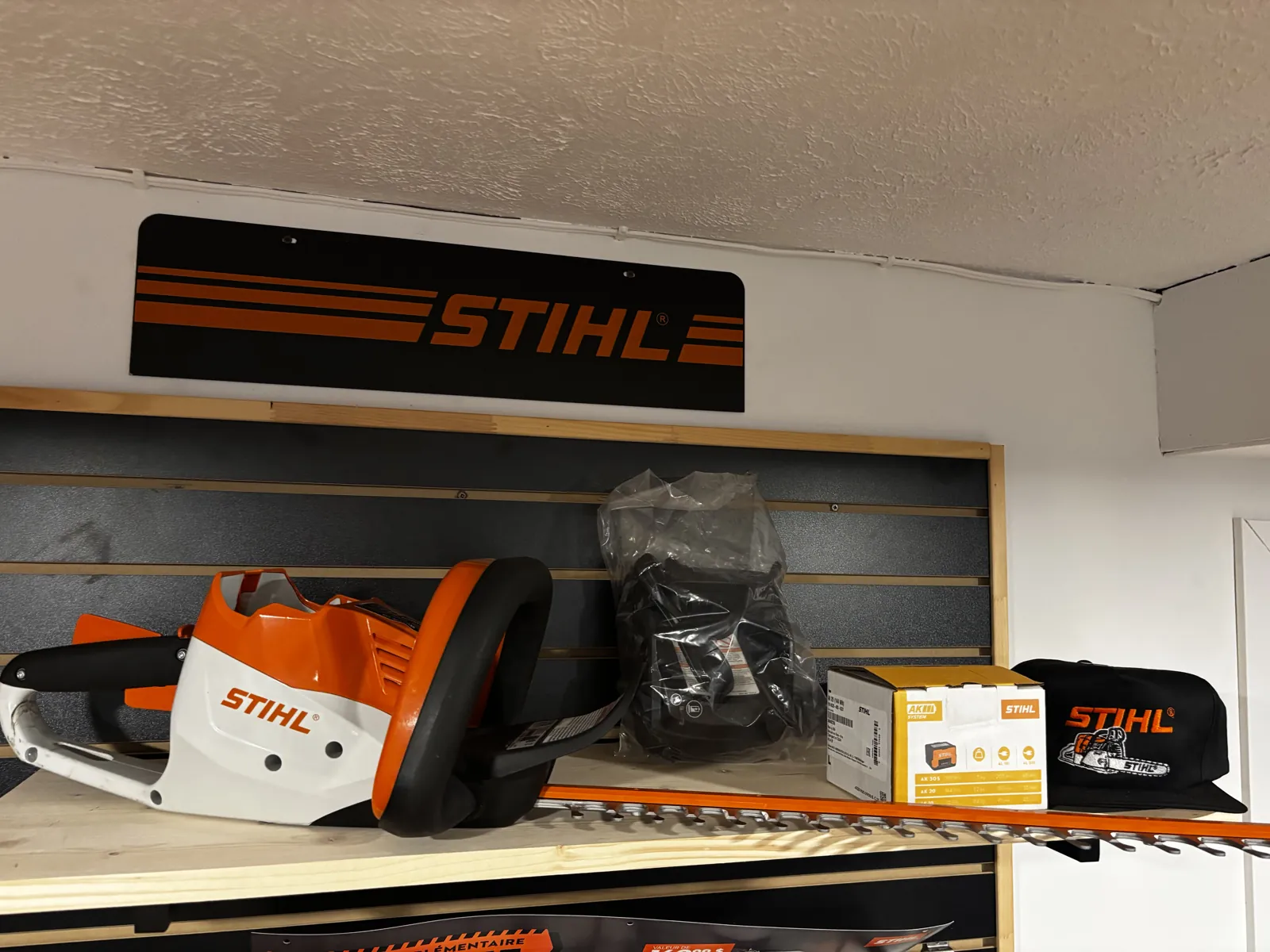 Taille-haie à batterie Stihl (système AK)